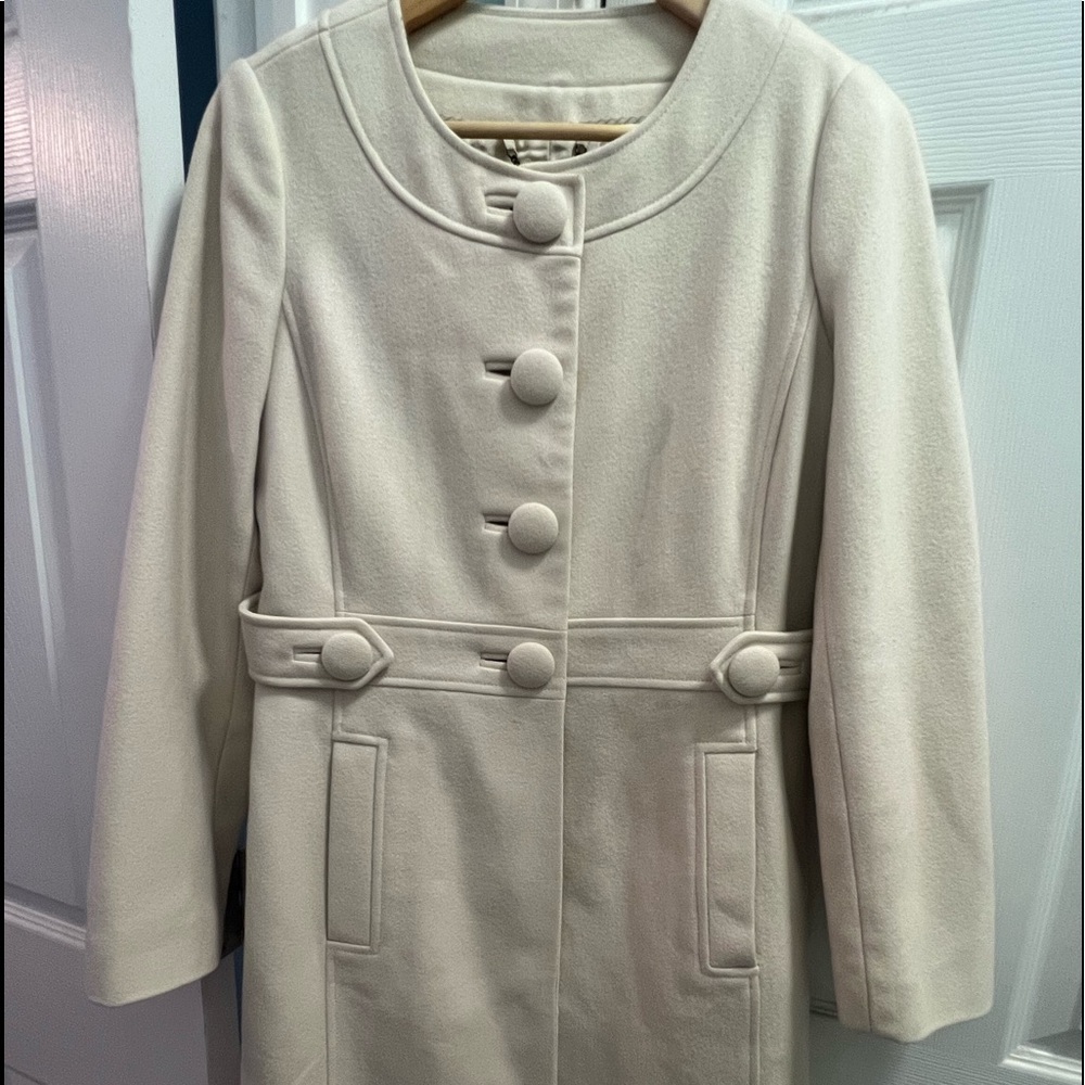 Banana Republic Dress Jacket in Cream. Very classy and slimming.